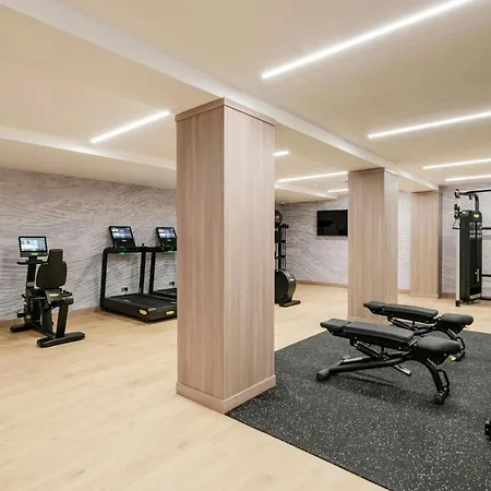 Courtyard By Marriott 4*