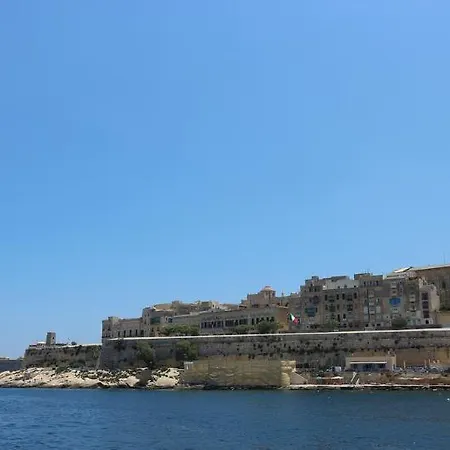 Hotel Courtyard By Marriott 4*