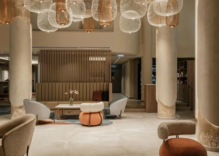 Отель Courtyard By Marriott