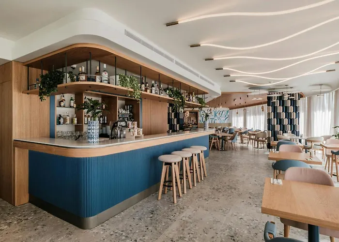 Courtyard By Marriott 4*