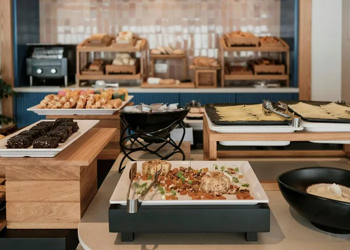 Courtyard By Marriott