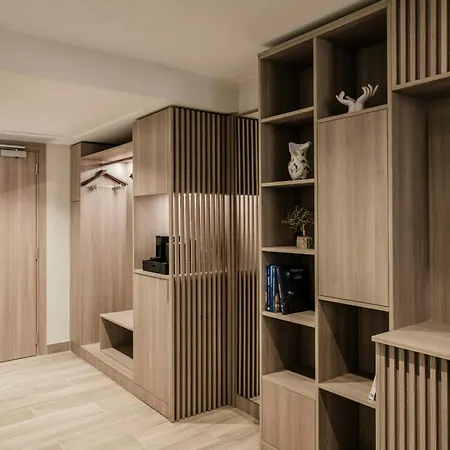 Courtyard By Marriott