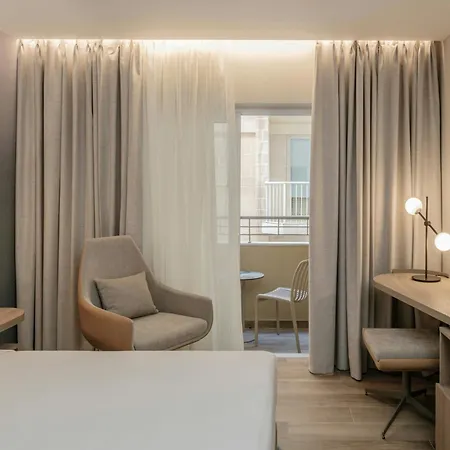 Hotell Courtyard By Marriott
