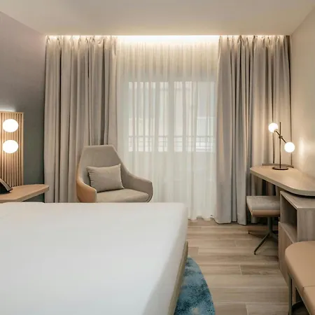Courtyard By Marriott 4*