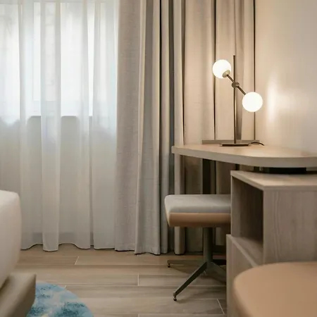 Courtyard By Marriott 4* Sliema