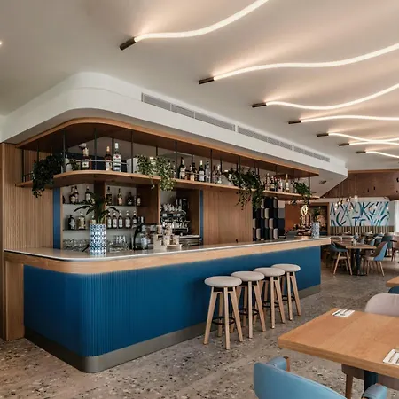 Courtyard By Marriott 4*