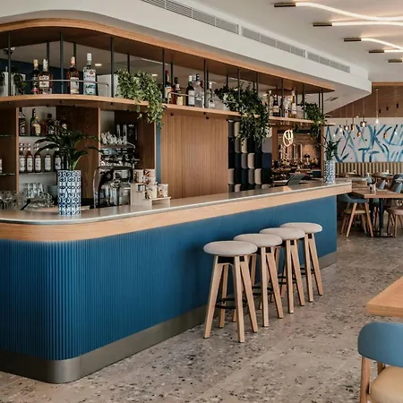 Hotel Courtyard By Marriott 4*