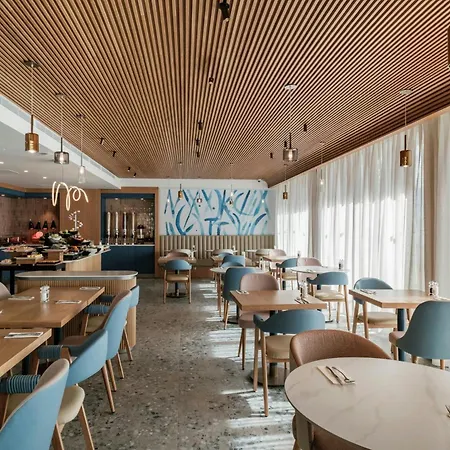 Hotel Courtyard By Marriott Sliema