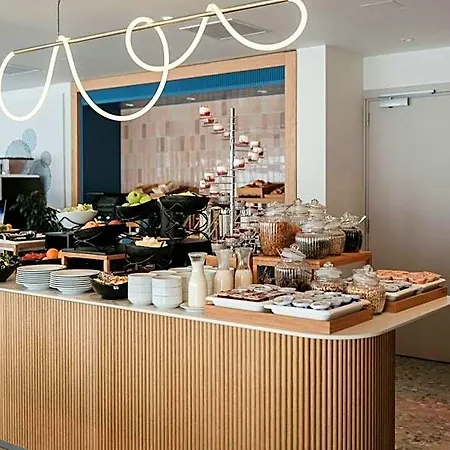 Courtyard By Marriott Sliema