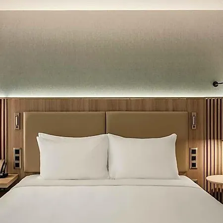 Courtyard By Marriott 4*