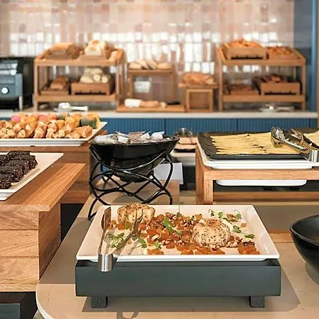 Hotel Courtyard By Marriott 4*