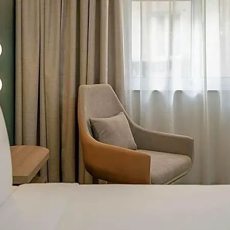 Courtyard By Marriott Hotel Sliema