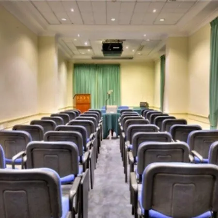 Courtyard By Marriott