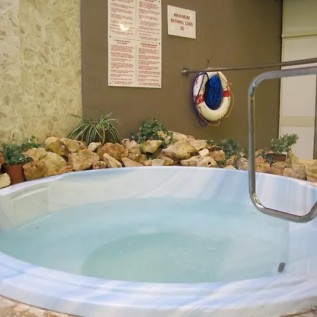 Courtyard By Marriott Hotel Sliema