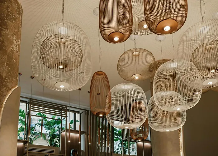 Courtyard By Marriott Hotel