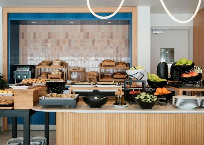 Courtyard By Marriott 4*