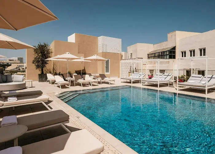 Courtyard By Marriott ホテル