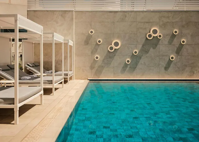 Courtyard By Marriott ホテル