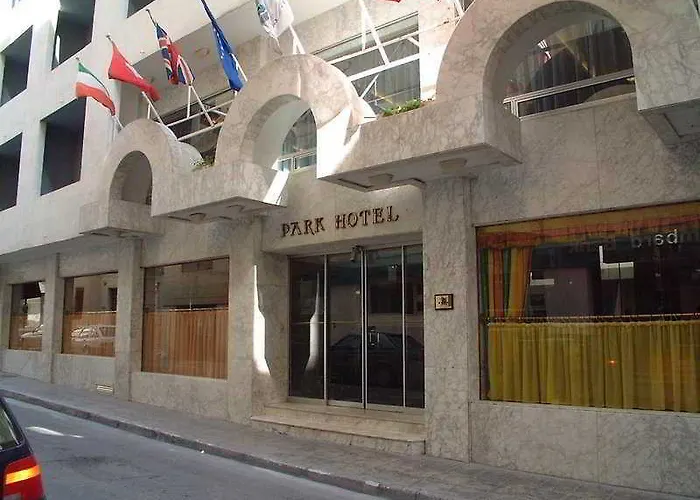 Courtyard By Marriott ホテル