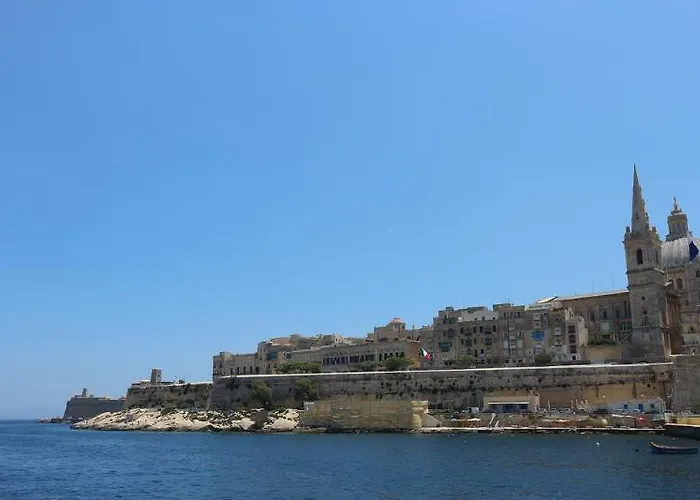 ホテル Courtyard By Marriott 4*