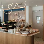 Courtyard By Marriott Hotel 4*
