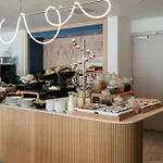 Hotel Courtyard By Marriott Sliema