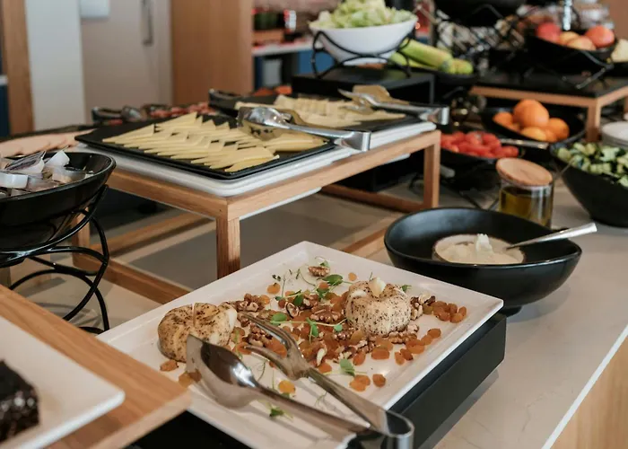 Hotel Courtyard By Marriott Sliema